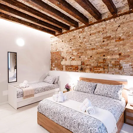 Brand New Super Comfy Ground Floor * Βενετία