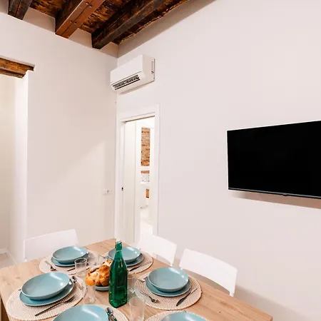 Appartement Brand New Super Comfy Ground Floor