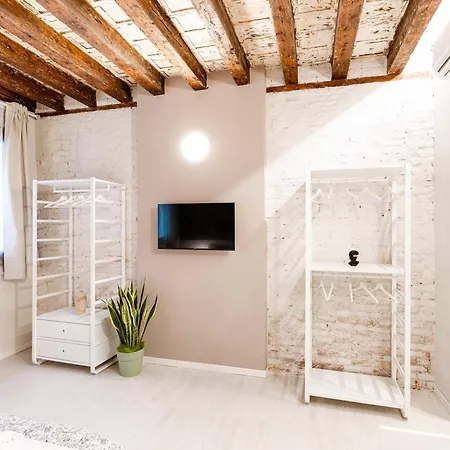 Brand New Super Comfy Ground Floor * Βενετία